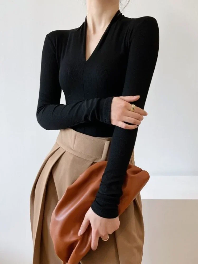 V-neck Slim Shirts Long Sleeve - Beauty & Makeup Katia Di Paola บทวิจารณ์และราคา