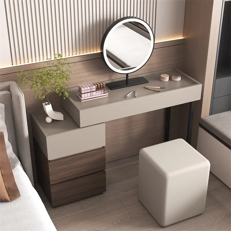 Reception Simple Makeup Table  - Beauty Without Makeup บทวิจารณ์และราคา