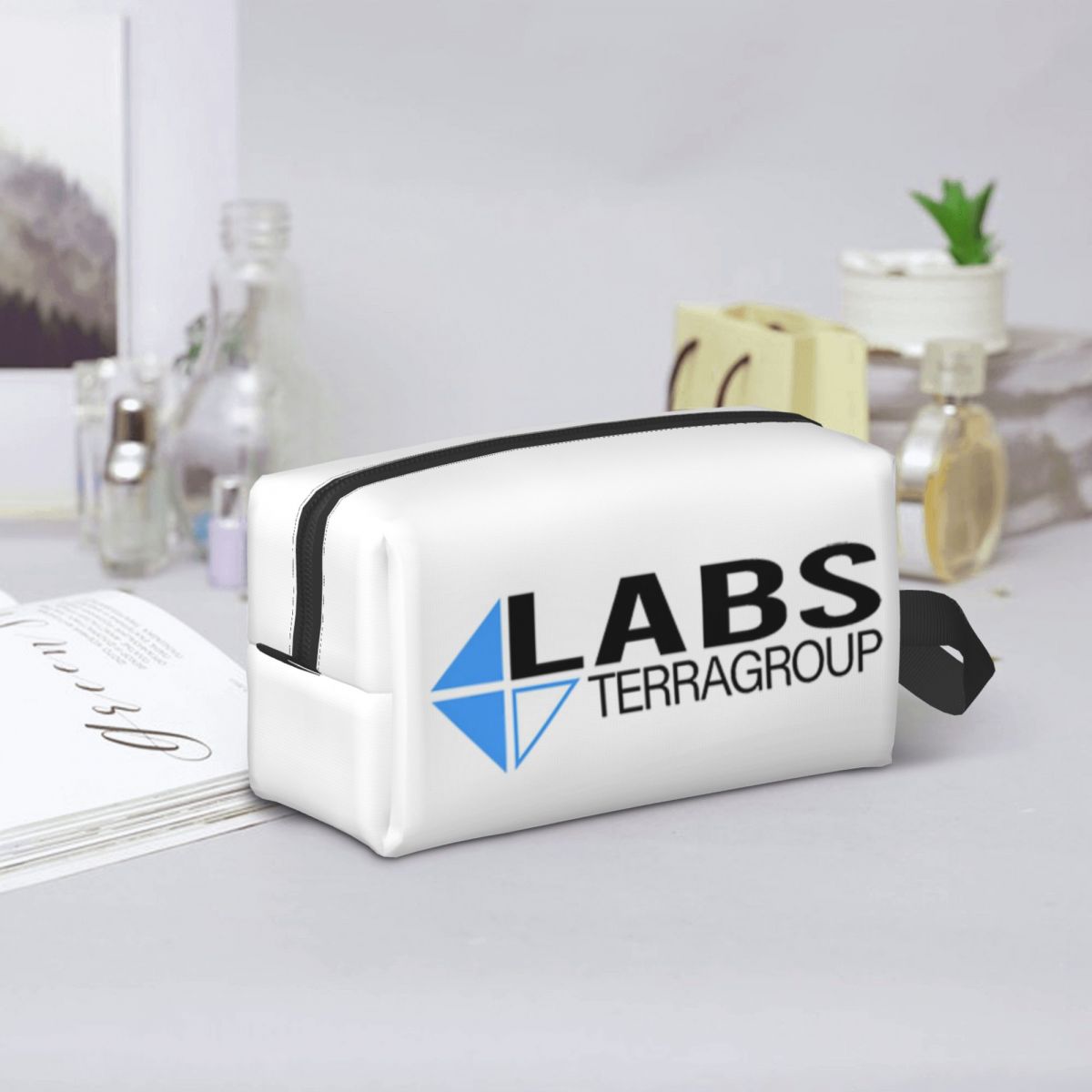 Terragroup Labs Escape From Ta - Beauty Lab Makeup บทวิจารณ์และราคา