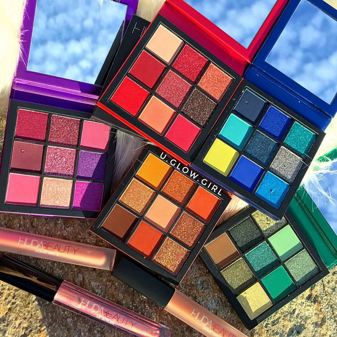 Huda Beauty 9 Color Palette Di - Huda Beauty Makeup Kit บทวิจารณ์และราคา